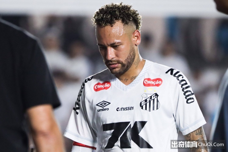 库里狂揽,记三分刷新,纪录,bwin亚洲,必赢亚洲,bwin体育,体育博彩,体育投注,实时赛事投注